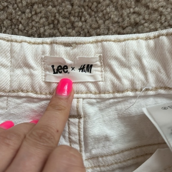 Lee and H&M White Denim Flared Jeans size 0 - Picture 2 of 9